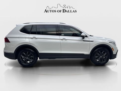 Used 2024 Volkswagen Tiguan SE FWD image 10