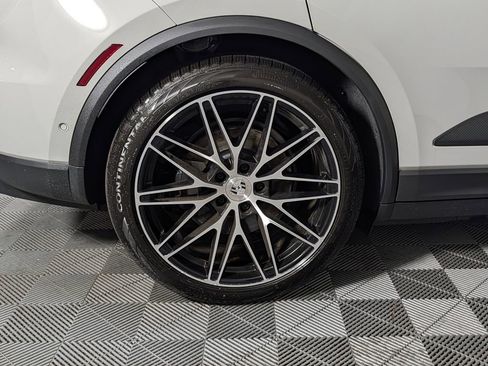 New 2026 Porsche Macan 4 Electric AWD/4WD image 13