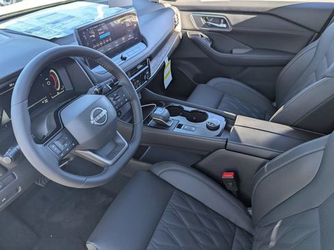 New 2026 Nissan Rogue Platinum w/ Platinum Premium Package AWD/4WD image 11