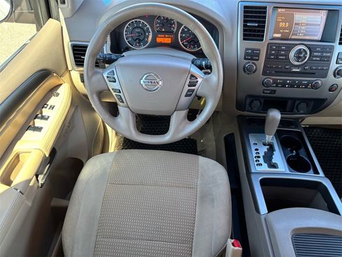 Used 2014 Nissan Armada SV w/ SV Driver Package image 13