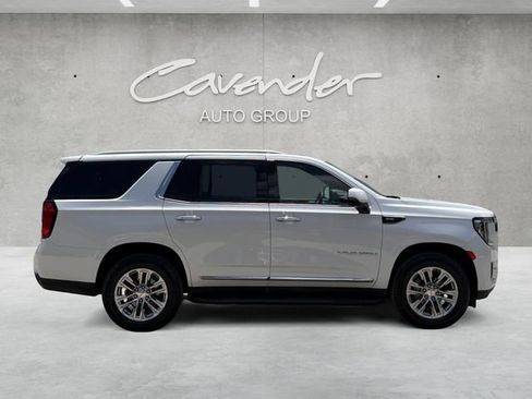 Used 2023 GMC Yukon SLT w/ SLT Premium Package AWD/4WD image 17