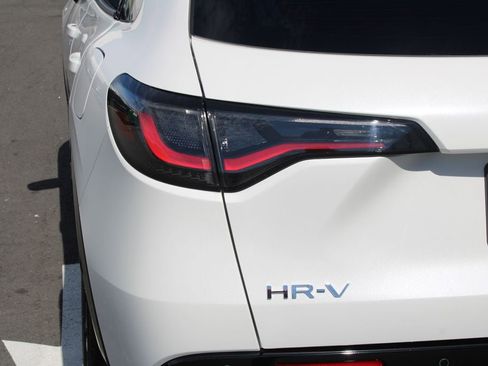New 2026 Honda HR-V EX-L image 10