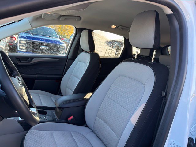 Used 2023 Ford Escape Active AWD/4WD image 22