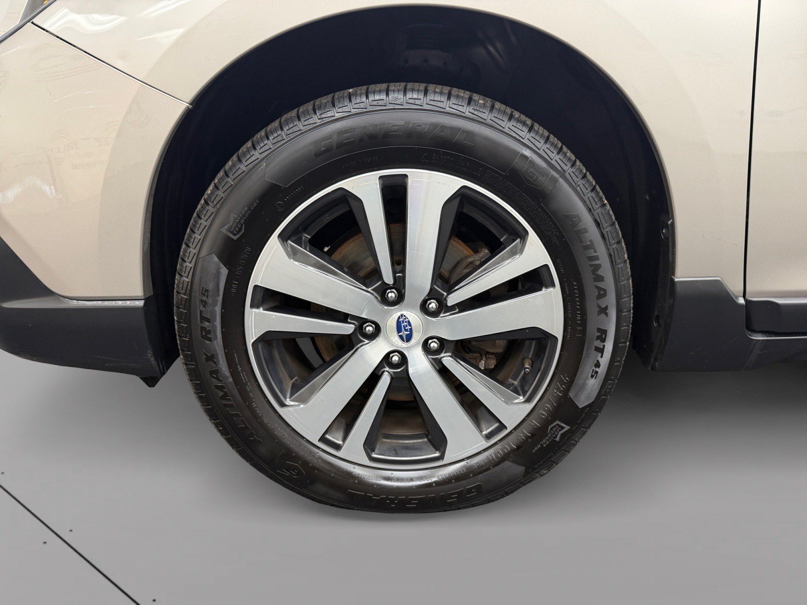 Used 2019 Subaru Outback 2.5i Limited AWD/4WD image 14