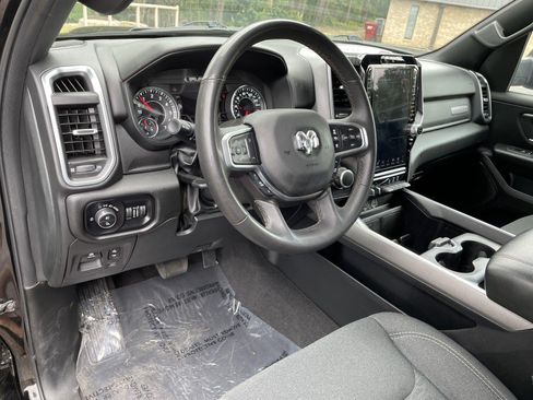 Used 2025 RAM 1500 Big Horn RWD image 14