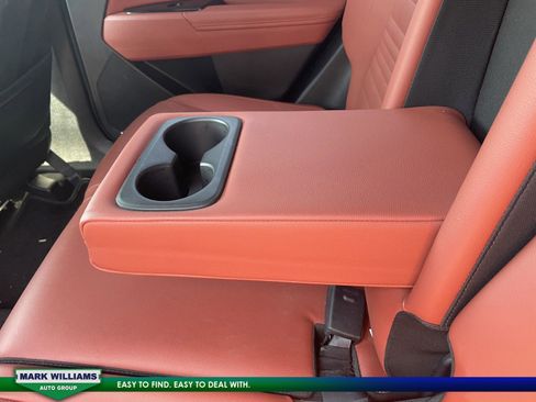 Used 2023 Kia Sportage SX image 12