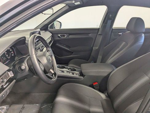 Used 2023 Honda Civic Sport image 11