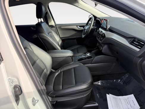 Certified 2022 Ford Escape SEL w/ Technology Package image 19