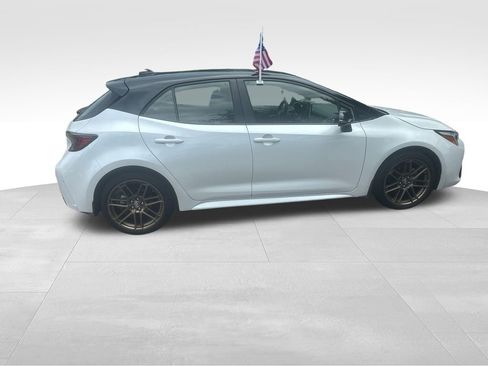 Used 2025 Toyota Corolla Hatchback w/ SE Package FWD image 26