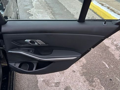 Used 2023 BMW 330i Sedan w/ Premium Package image 24