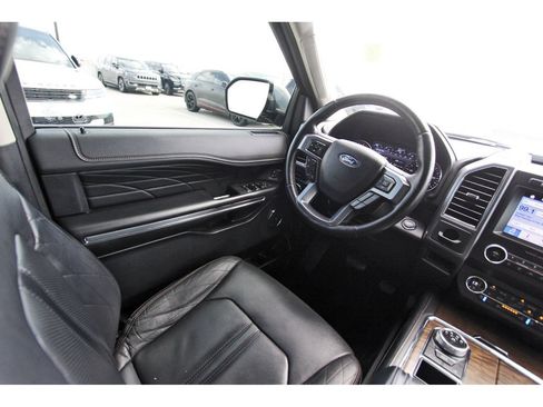 Used 2019 Ford Expedition Max Platinum RWD image 8