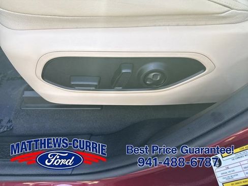 Used 2022 Jeep Grand Cherokee L Limited w/ Luxury Tech Group II RWD image 10