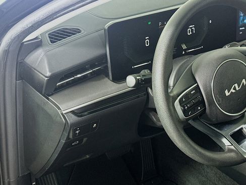 Used 2025 Kia K5 LXS image 17