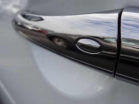 Used 2018 INFINITI Q70 L 3.7 image 21