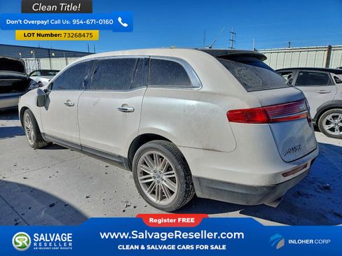 Used 2013 Lincoln MKT AWD image 3