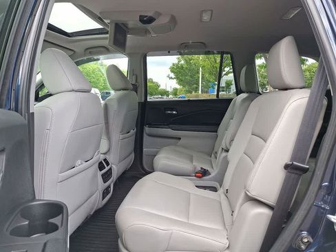 Used 2022 Honda Pilot Touring image 20