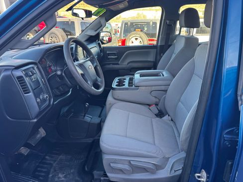 Used 2019 Chevrolet Silverado 2500 W/T image 12