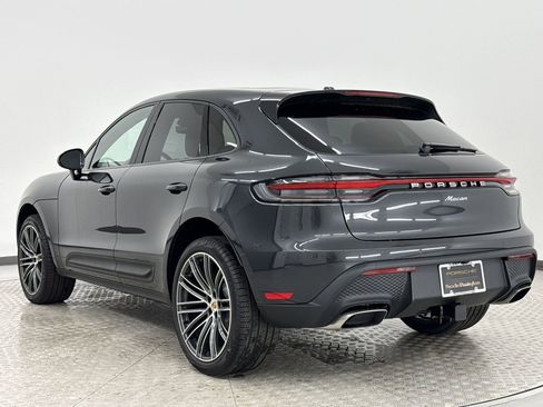 Used 2025 Porsche Macan image 3