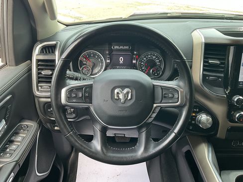 Used 2022 RAM 1500 Laramie AWD/4WD image 11
