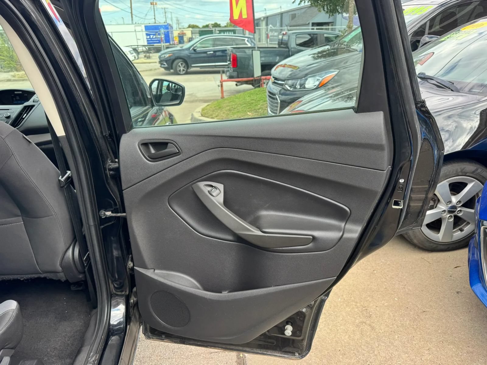 Used 2017 Ford Escape S FWD image 13