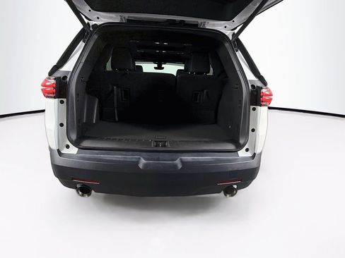 Used 2023 Chevrolet Traverse RS AWD/4WD image 26