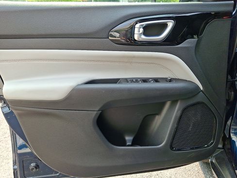 New 2026 Jeep Compass Limited AWD/4WD image 8