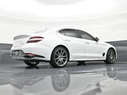 Used 2022 Genesis G70 3.3T AWD/4WD image 27