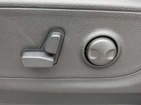 New 2026 RAM 1500 Big Horn AWD/4WD image 30