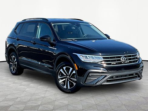 Used 2024 Volkswagen Tiguan S FWD image 3