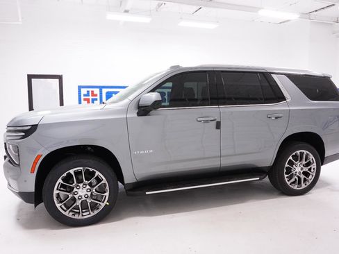 New 2026 Chevrolet Tahoe LS w/ LPO, Chrome Package RWD image 10