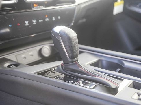 New 2026 Nissan Sentra SR FWD image 23