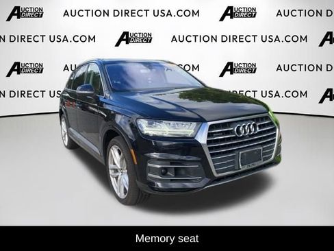 Used 2017 Audi Q7 3.0T Prestige AWD/4WD image 3