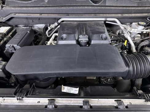 Used 2023 Chevrolet Colorado Z71 AWD/4WD image 31