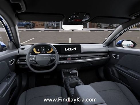 New 2026 Kia K4 FWD image 17