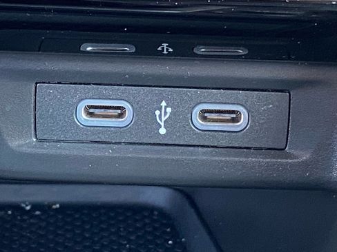 Certified 2025 Volkswagen Jetta Sport FWD image 17