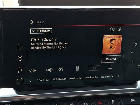 Used 2024 GMC Sierra 1500 Elevation image 23