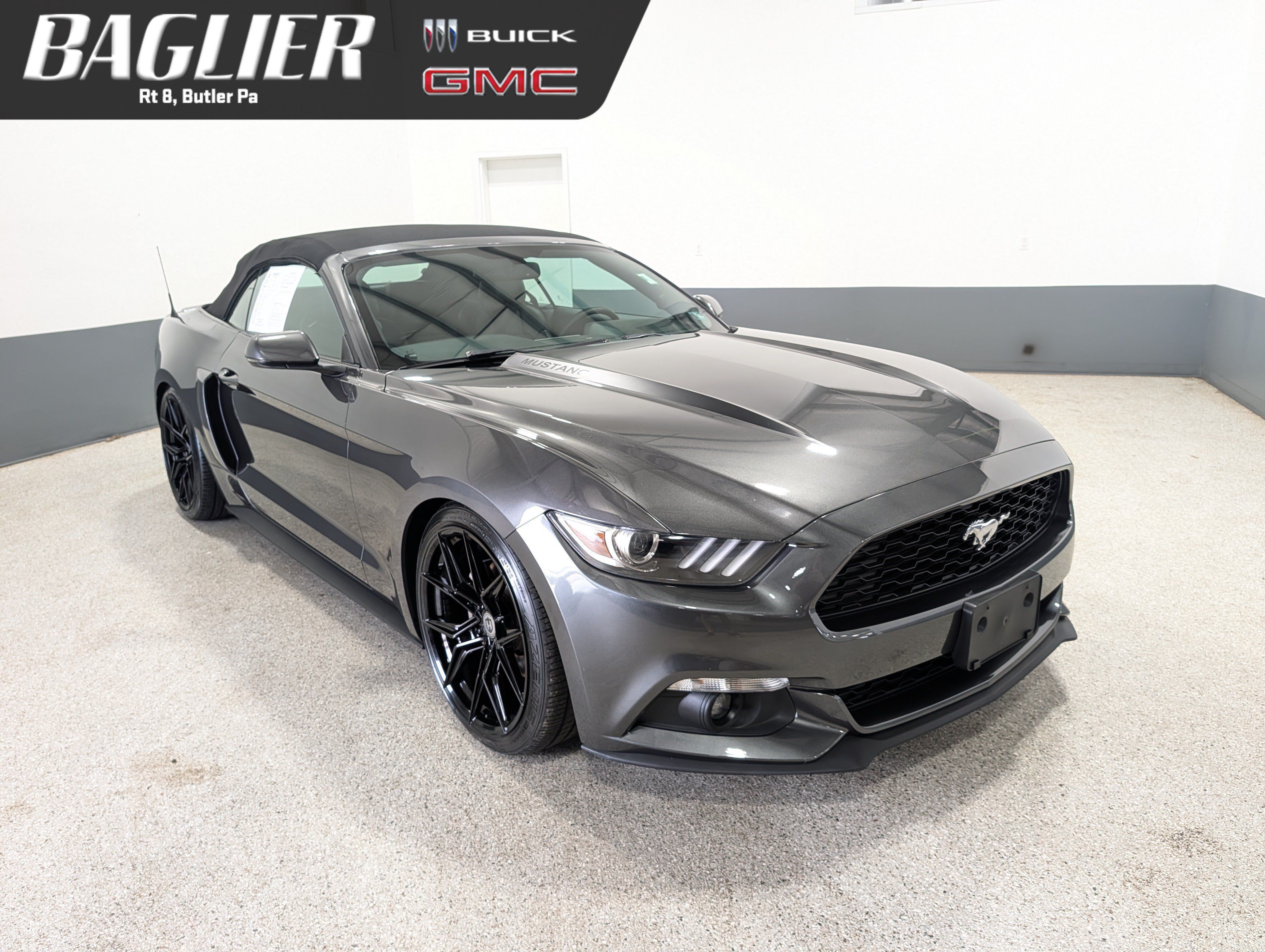 Used 2015 Ford Mustang Premium RWD image 1