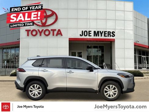 New 2026 Toyota Corolla Cross L image 4