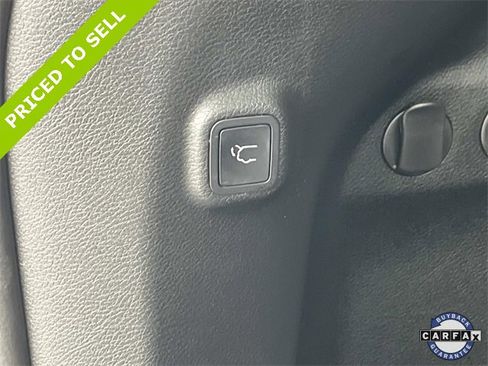 Used 2019 Jeep Cherokee Limited image 13