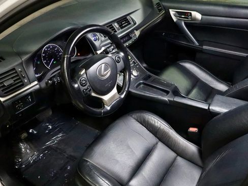 Used 2016 Lexus CT 200h w/ Accessory Package 2 image 8