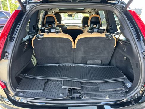 Used 2025 Volvo XC90 B5 Ultra w/ Protection Package AWD/4WD image 35