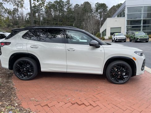 New 2026 Volkswagen Tiguan SE R-Line AWD/4WD image 4