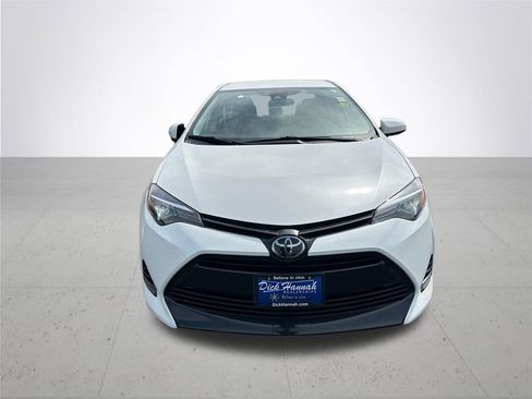 Used 2019 Toyota Corolla LE FWD image 3