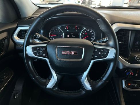 Certified 2023 GMC Acadia SLT w/ Preferred Package image 20