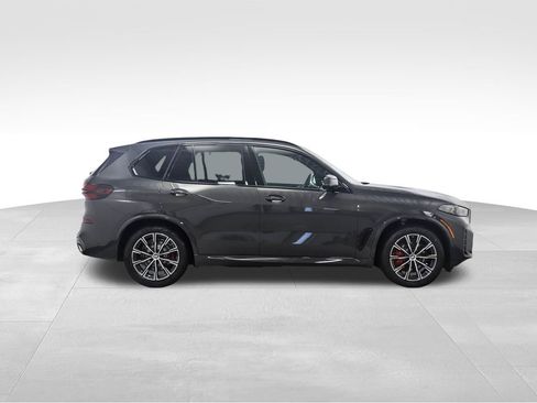 New 2026 BMW X5 xDrive50e image 6