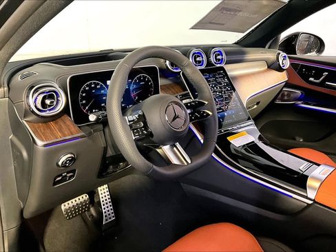 New 2026 Mercedes-Benz GLC 300 4MATIC image 9