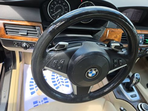 Used 2008 BMW 550i Sedan RWD image 14