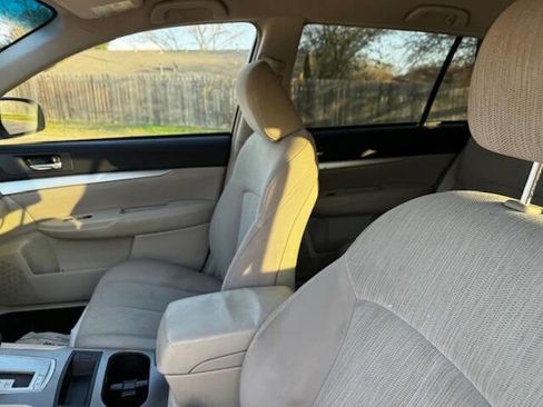 Used 2013 Subaru Outback 2.5i Premium image 34