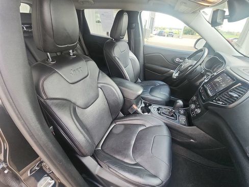 Used 2020 Jeep Cherokee Limited AWD/4WD image 28