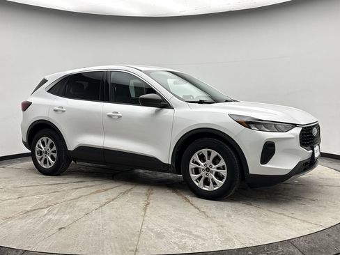 Used 2023 Ford Escape Active image 7
